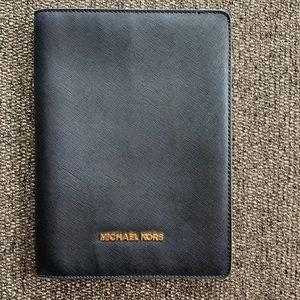 LEATHER MICHAEL KORS IPAD CASE